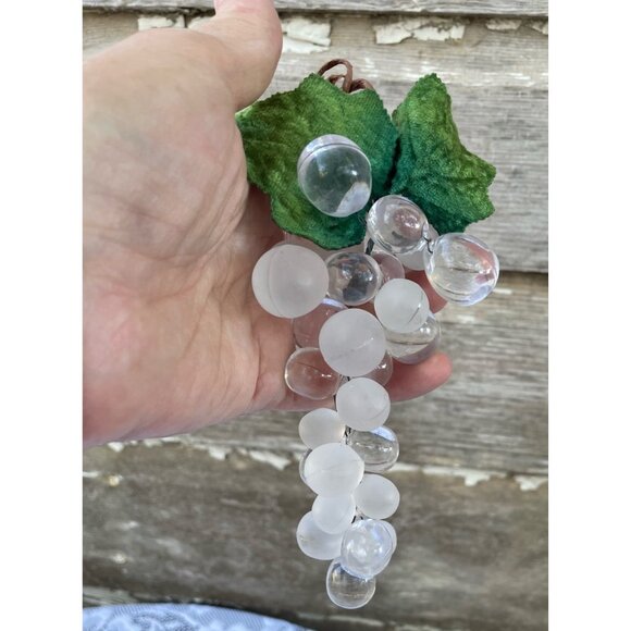 Vintage MCM Clear Frosted Small Lucite Grape Cluster Sculpture - Picture 4 of 8